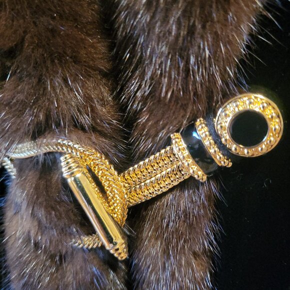 St John Couture Collection Mink Coat - Picture 7 of 10